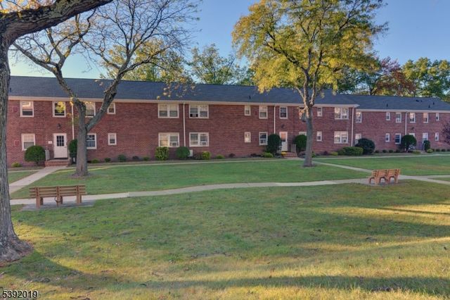 255 Bogert Road 2A, River Edge Boro, NJ 07661