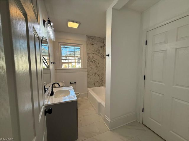 706 cranbrook Street, Greensboro, NC 27407