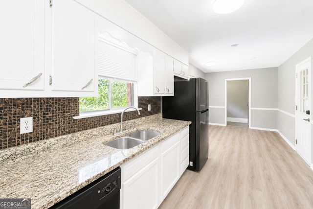 3605 Flat Shoals Road, Atlanta, GA 30349