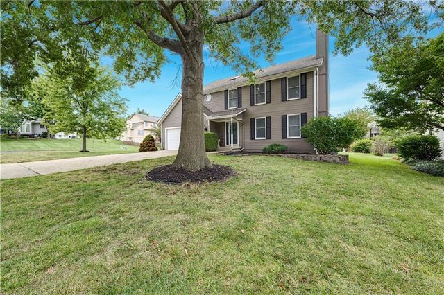 15776 Horton Court, Overland Park, KS 66223