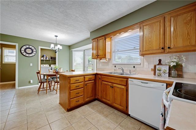 15776 Horton Court, Overland Park, KS 66223