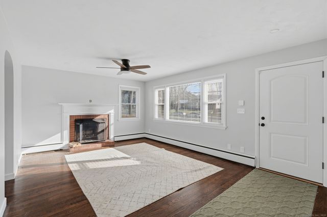 269 Great Swamp Road, Glastonbury, CT 06033