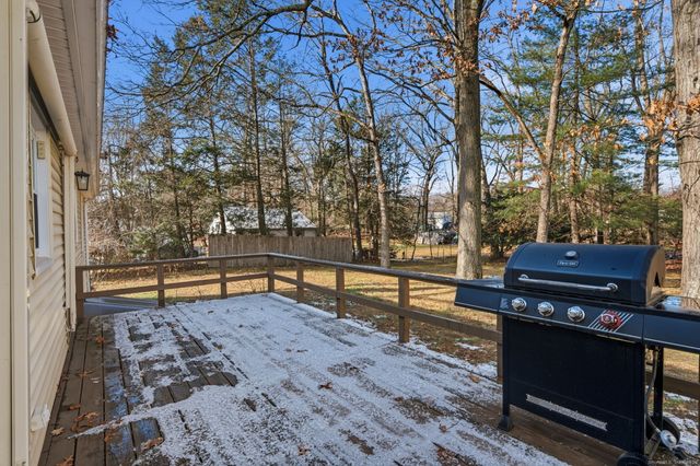 269 Great Swamp Road, Glastonbury, CT 06033