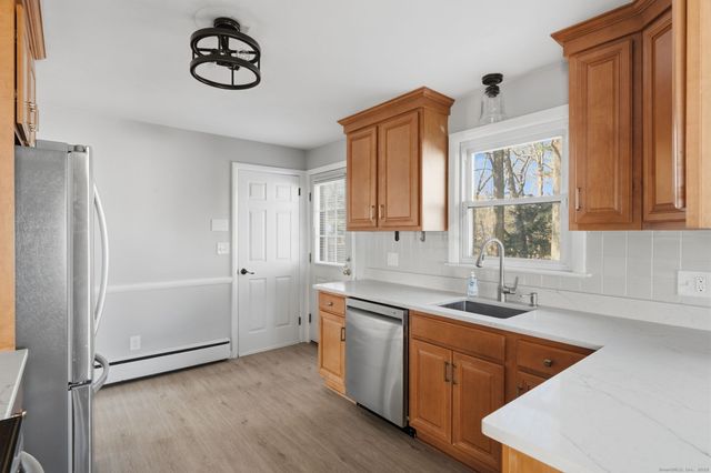 269 Great Swamp Road, Glastonbury, CT 06033