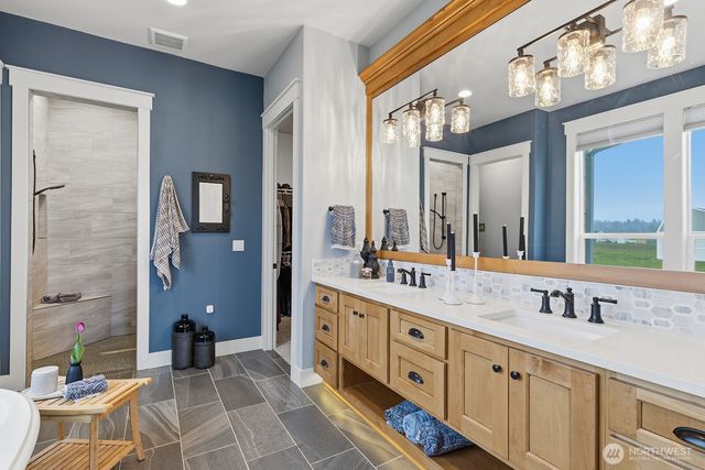 408 Tulip Lane, Woodland, WA 98674