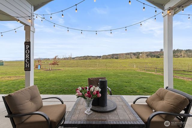 408 Tulip Lane, Woodland, WA 98674