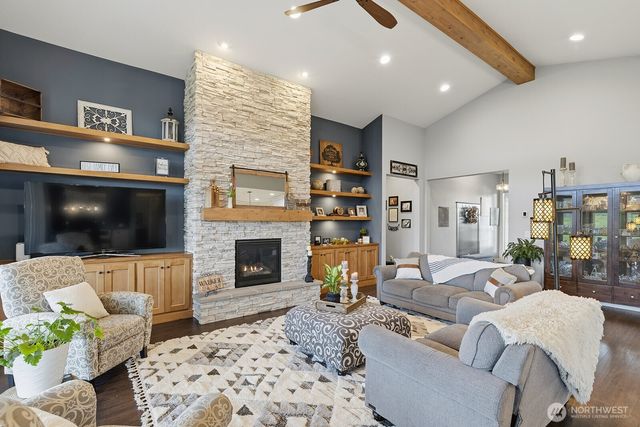 408 Tulip Lane, Woodland, WA 98674