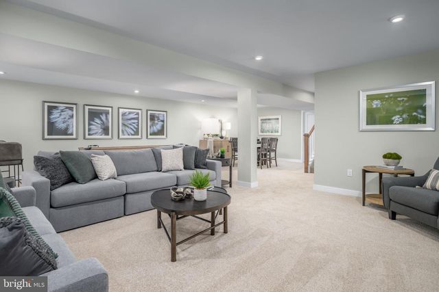 6056 LANCING DR, Sykesville, MD 21784