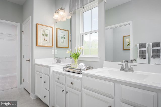 6056 LANCING DR, Sykesville, MD 21784