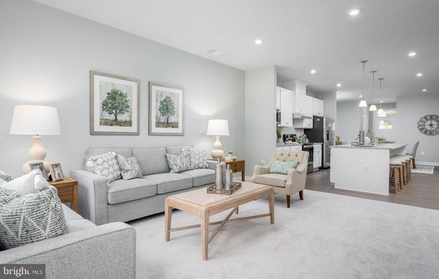 6056 LANCING DR, Sykesville, MD 21784