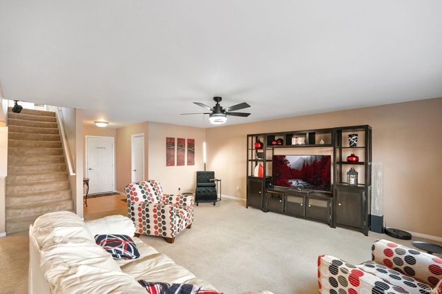 3052 W Meadowbend Drive, Monrovia, IN 46157