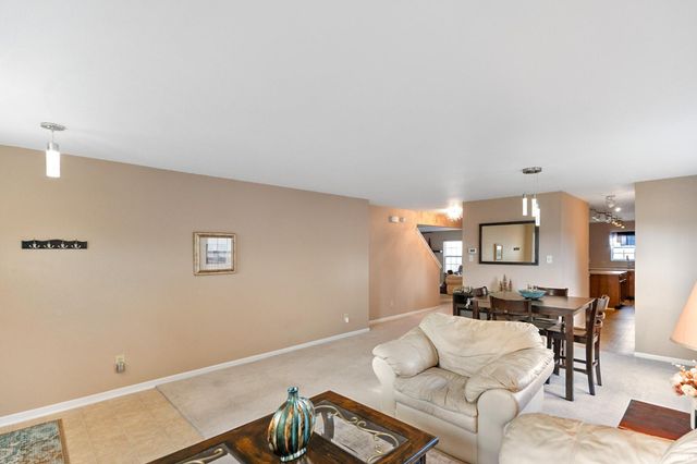 3052 W Meadowbend Drive, Monrovia, IN 46157