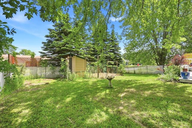 31225 Peninsula Avenue, Lindstrom, MN 55045