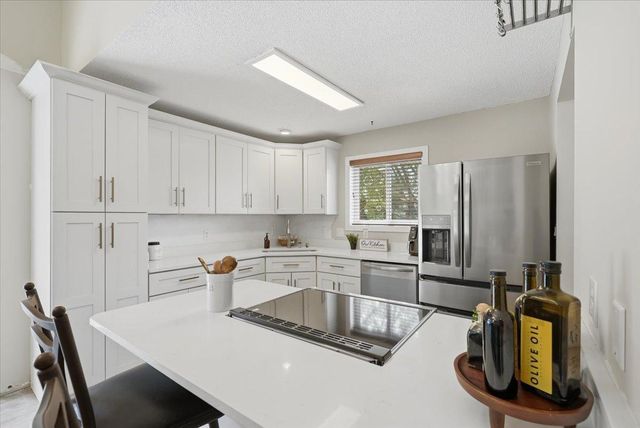 31225 Peninsula Avenue, Lindstrom, MN 55045