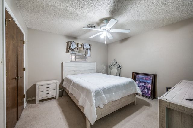 508 S Pedigo Street, Pilot Point, TX 76258