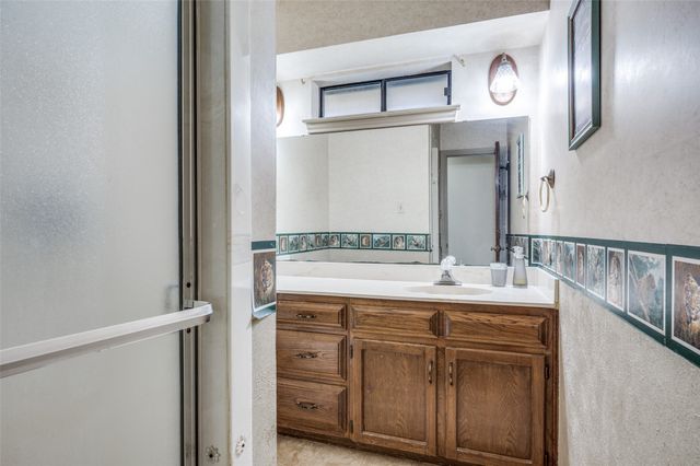 508 S Pedigo Street, Pilot Point, TX 76258