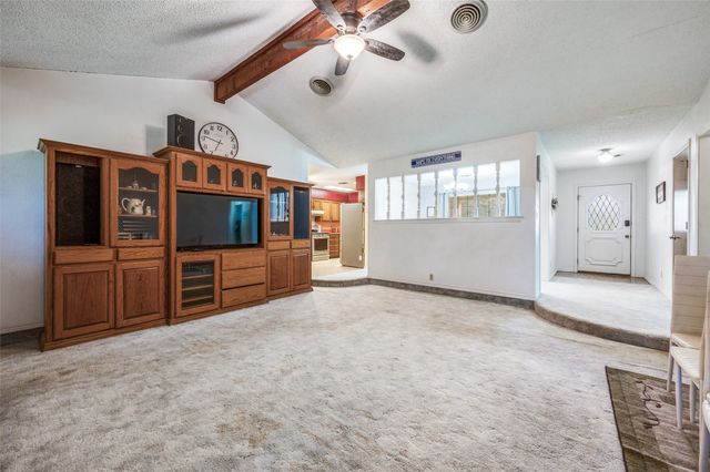 508 S Pedigo Street, Pilot Point, TX 76258