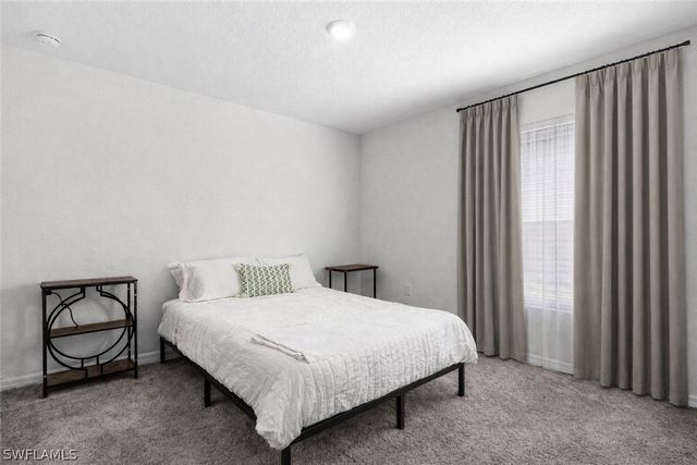 1618 NW 7th AVE, Cape Coral, FL 33993