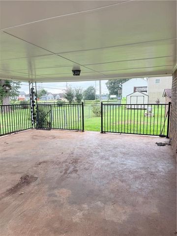 6853 New Dale Road, Rex, GA 30273
