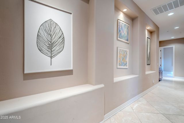 8037 E THORNTREE Drive, Scottsdale, AZ 85266