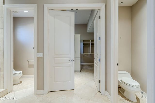 8037 E THORNTREE Drive, Scottsdale, AZ 85266