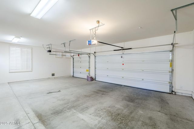 8037 E THORNTREE Drive, Scottsdale, AZ 85266