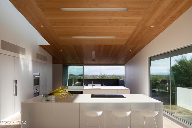 6512 N Ventana Canyon Drive, Tucson, AZ 85750