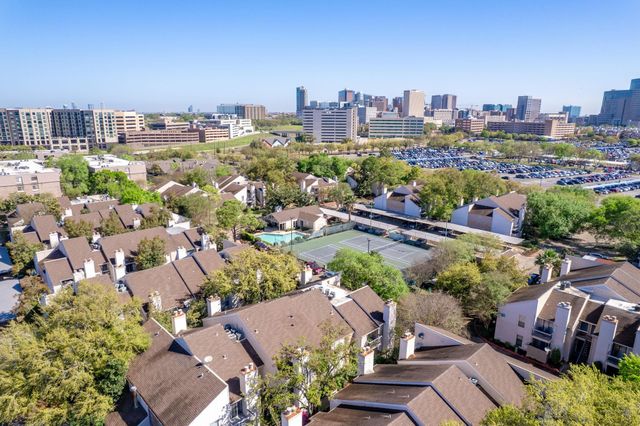 7950 N Stadium Drive 138, Houston, TX 77030