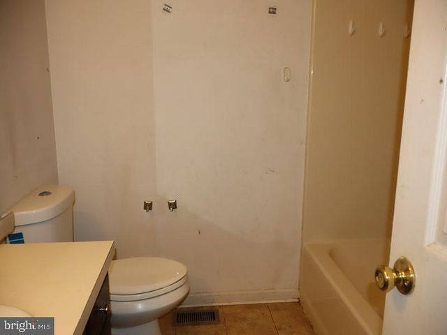 1303 MASON RUN, Pine Hill, NJ 08021