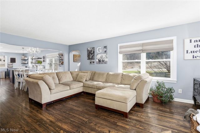 2427 Wadsworth Road, Norton, OH 44203