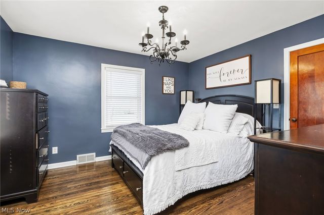 2427 Wadsworth Road, Norton, OH 44203