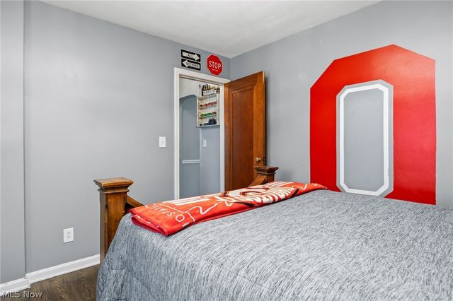 2427 Wadsworth Road, Norton, OH 44203