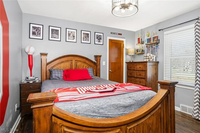 2427 Wadsworth Road, Norton, OH 44203