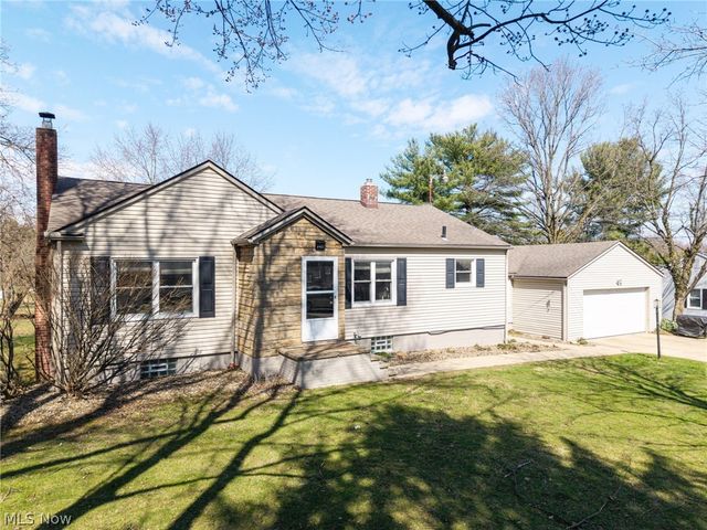 2427 Wadsworth Road, Norton, OH 44203