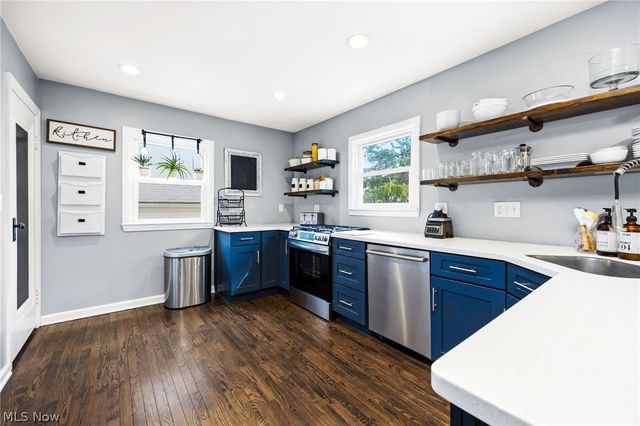 2427 Wadsworth Road, Norton, OH 44203