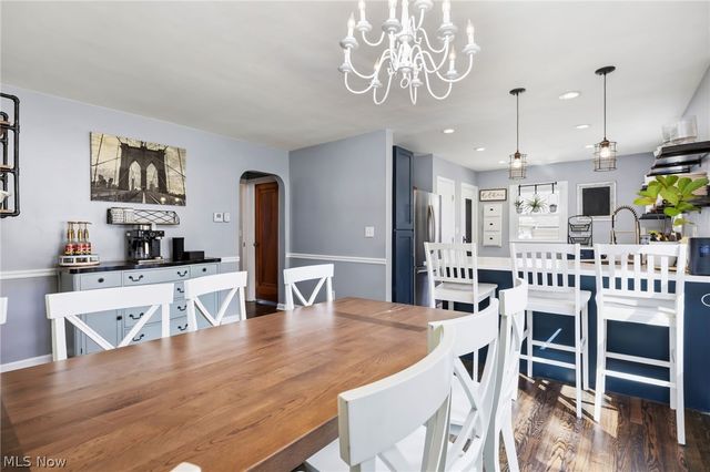 2427 Wadsworth Road, Norton, OH 44203