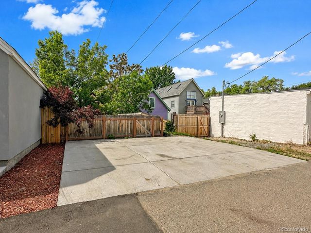 3333 W 33rd Avenue, Denver, CO 80211