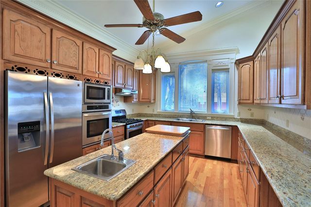 15551 NW HIGHWAY 225, Reddick, FL 32686