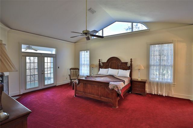 15551 NW HIGHWAY 225, Reddick, FL 32686