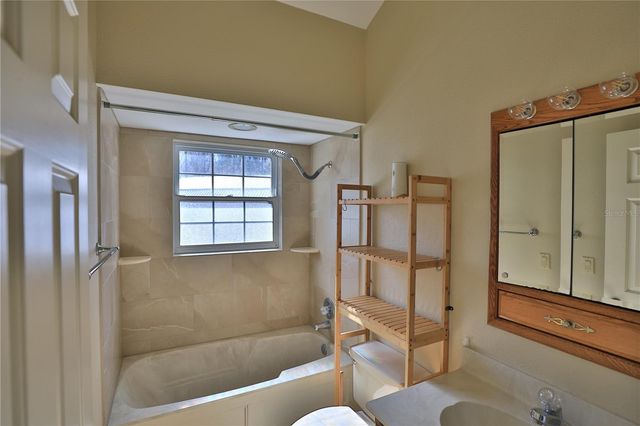 15551 NW HIGHWAY 225, Reddick, FL 32686