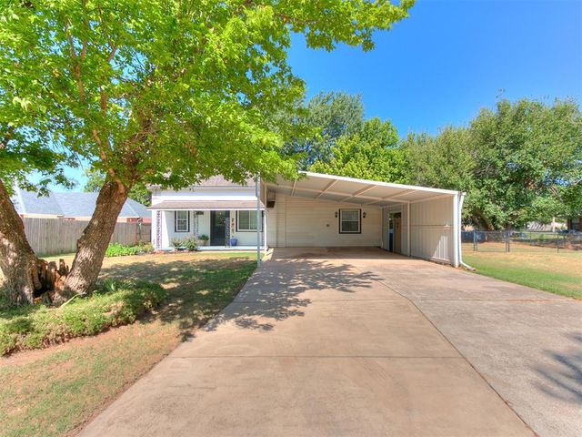 305 SE 1st Street, Tuttle, OK 73089