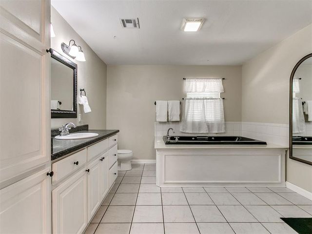 305 SE 1st Street, Tuttle, OK 73089