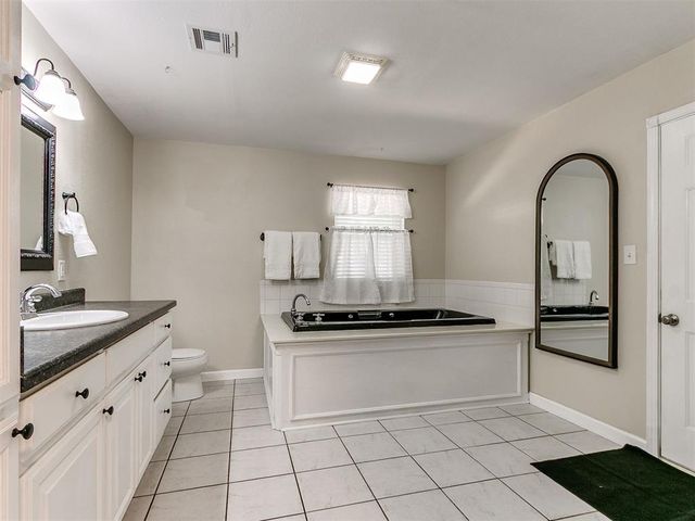 305 SE 1st Street, Tuttle, OK 73089