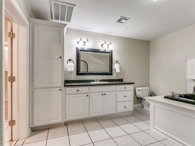 305 SE 1st Street, Tuttle, OK 73089