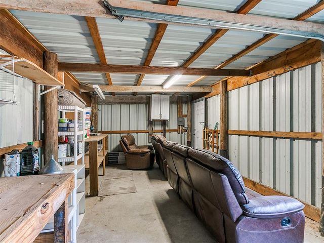 305 SE 1st Street, Tuttle, OK 73089