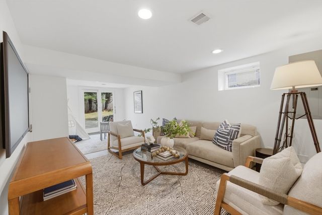 54 Union Street, Natick, MA 01760