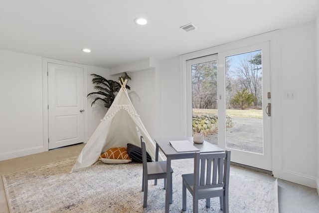 54 Union Street, Natick, MA 01760