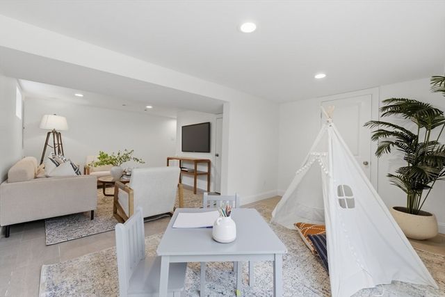 54 Union Street, Natick, MA 01760