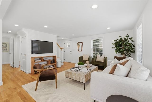 54 Union Street, Natick, MA 01760