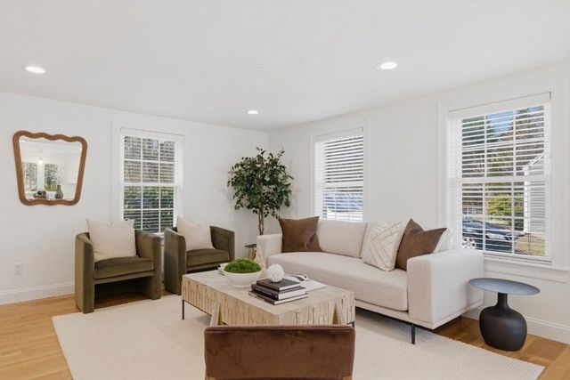 54 Union Street, Natick, MA 01760